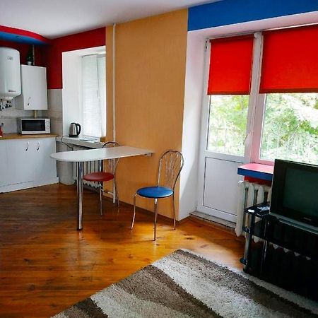 "Центр Ж/Д" Apartamento Rivne Exterior foto